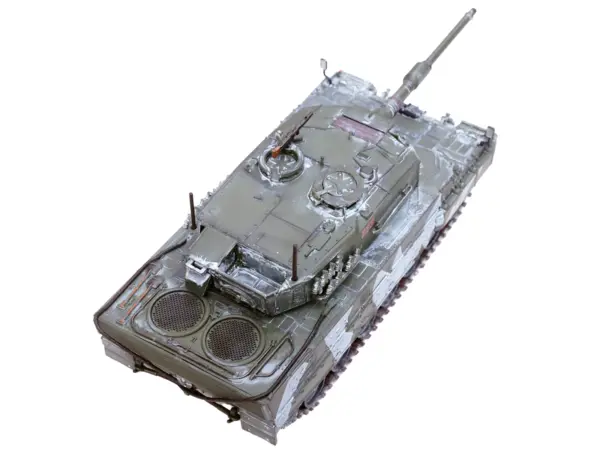 Leopard 2A4 Main Battle Tank with Snorkel "Winter Camouflage" Norwegian Army "Armor Premium" Series 1/72 Diecast Model by Panzerkampf #3