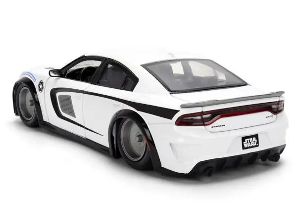 2021 Dodge Charger SRT Hellcat White with Graphics and Stormtrooper Figure "Star Wars" Franchise "Hollywood Rides" Series 1/24 Diecast Model Car by Jada #4