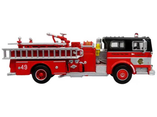 1974 Ward LaFrance Fire Engine "Chicago Fire Department - Engine 49" Red with Black Top "5 Alarm" Series Limited Edition 1/87 (HO) Diecast Model by Iconic Replicas #2