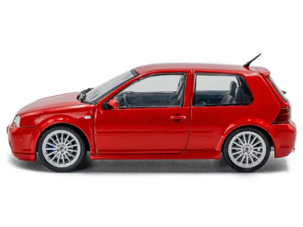 2003 Volkswagen Golf IV R32 Toronto Red 1/43 Diecast Model Car by Solido #2