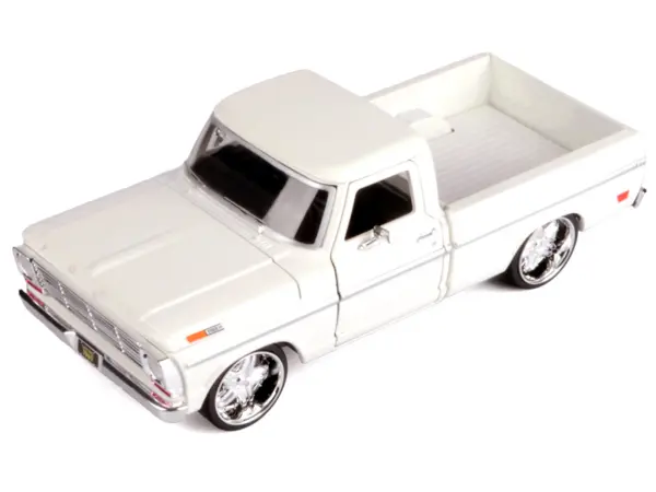 1969 Ford F-100 Pickup Truck Cream "Maxx Design" Series 1/24 Diecast Model Car by Motormax #2