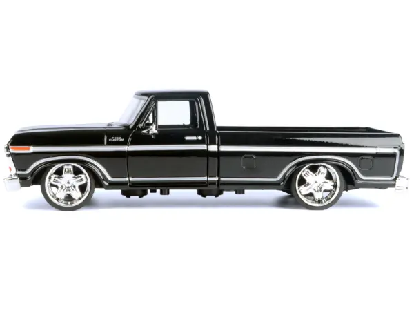 1979 Ford F-150 Custom Pickup Truck Black "Maxx Design" Series 1/24 Diecast Model Car by Motormax #2