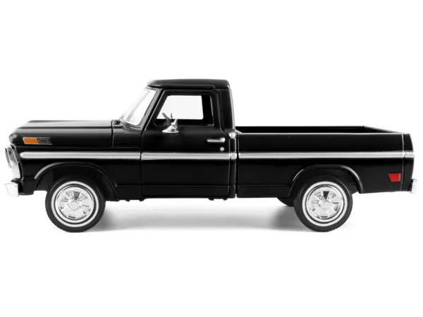 1972 Ford F-100 Pickup Truck Black "Timeless Legends" Series 1/24 Diecast Model Car by Motormax #3