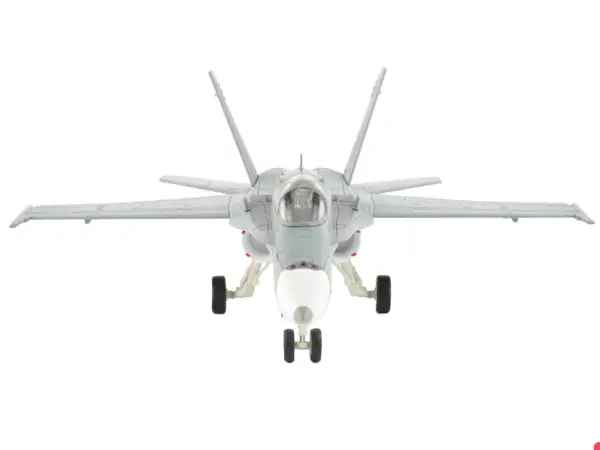 McDonnell Douglas F/A-18C Hornet Aircraft "VFA-15 Retro TAC Demo Jet VFA-106 Gladiators" (2017) United States Navy "Air Power Series" 1/72 Diecast Model by Hobby Master #3