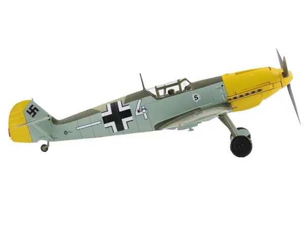 Messerschmitt Bf 109E-3 Fighter Aircraft "White 4 Unteroffizier Horst Perez 4/JG 26" (1940) German Luftwaffe "Air Power Series" 1/48 Diecast Model by Hobby Master #2