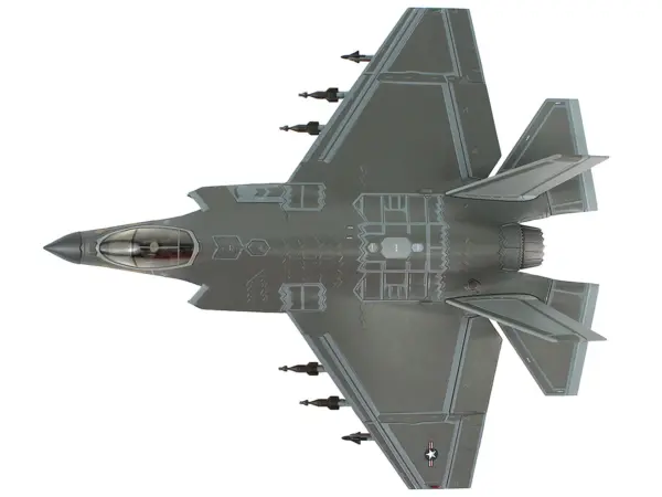 Lockheed F-35C Lightning II Aircraft "VMFA-251" (2024) United States Marine Corps "Air Power Series" 1/72 Diecast Model by Hobby Master #3