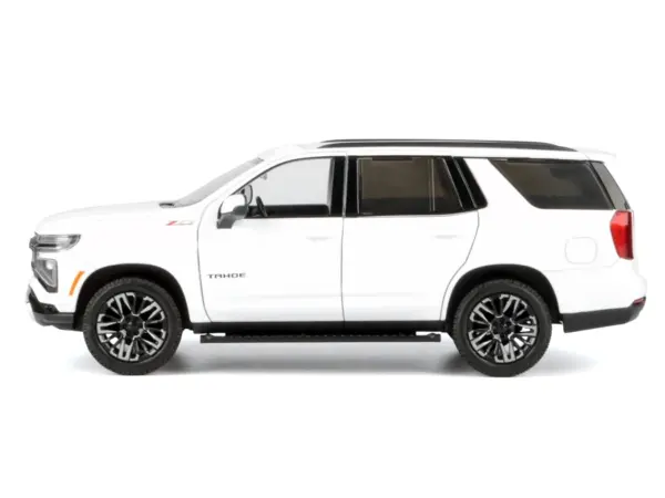 2025 Chevrolet Tahoe Z71 White "Timeless Legends" Series 1/24 Diecast Model Car by Motormax #2
