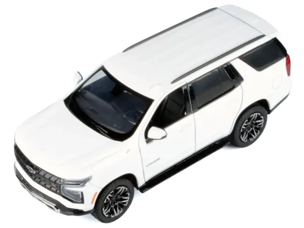 2025 Chevrolet Tahoe Z71 White "Timeless Legends" Series 1/24 Diecast Model Car by Motormax #5