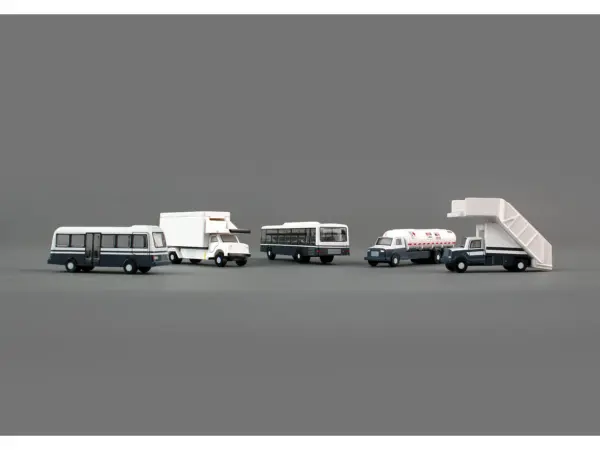 Airport Service Vehicles Set of 5 pieces "Gemini 200" Series Diecast Models by GeminiJets #2