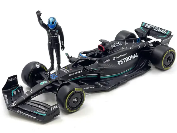 Mercedes-AMG W14 E Performance #63 George Russell "Petronas" Formula One F1 World Championship (2023) with Driver Figure 1/24 Diecast Model Car by Bburago #2