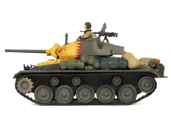 M24 Chaffee Light Tank "Tiger Face 79th Tank Btn Han River South Korea" (1950) United States Army "Armoured Fighting Vehicle" Series 1/32 Diecast Model by Forces of Valor #2