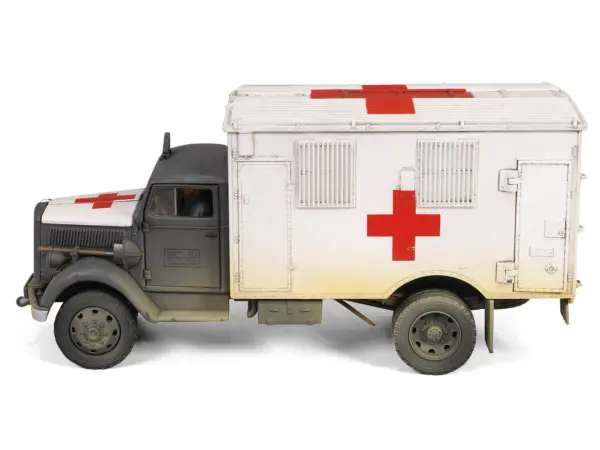 Opel-Blitz Kfz.305 Ambulance Gray and White (Weathered) "German Army" "Armoured Fighting Vehicle" Series 1/32 Diecast Model by Forces of Valor #3