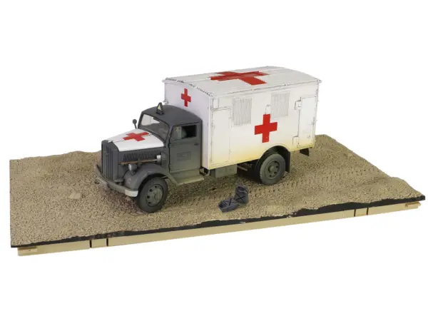 Opel-Blitz Kfz.305 Ambulance Gray and White (Weathered) "German Army" "Armoured Fighting Vehicle" Series 1/32 Diecast Model by Forces of Valor #4