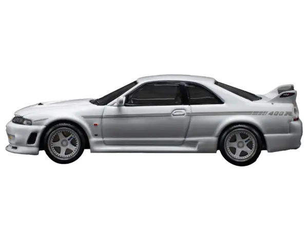 GTR Nismo 400R RHD (Right Hand Drive) White 1/64 Diecast Model Car by Pop Race #5