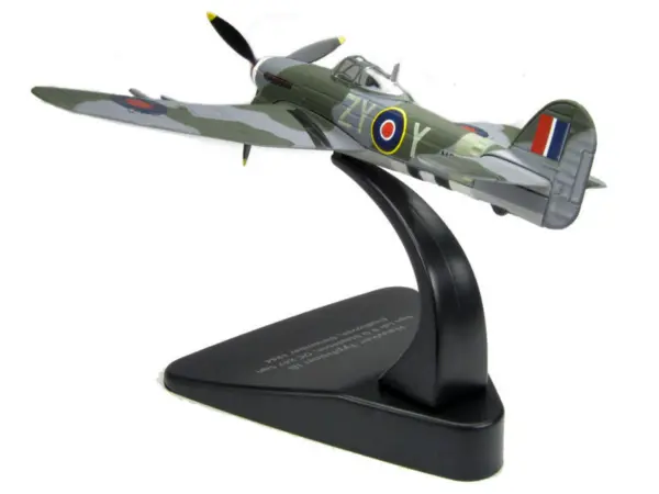 Hawker Typhoon Mk.IB Fighter-Bomber Aircraft "MP126 No.247 Squadron Gerald Stapleton RAF Eindhoven Holland" (1944) Royal Air Force "Oxford Aviation" Series 1/72 Diecast Model Airplane by Oxford Diecast #4