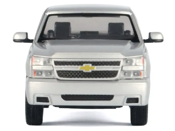 2006 Chevrolet Silverado SS Pickup Truck Silver Metallic "Timeless Legends" Series 1/25 Diecast Model Car by Motormax #3