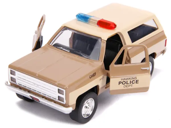 Hopper's Chevrolet Blazer "Hawkins Police Dept." "Stranger Things" (2016) TV Series "Hollywood Rides" 1/32 Diecast Model Car by Jada #3