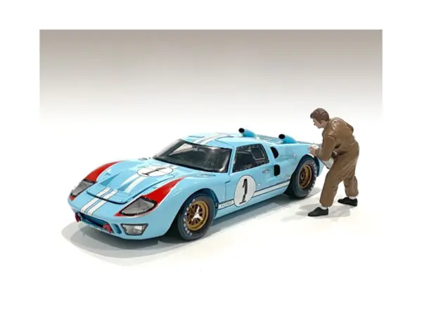 "Race Day 1" Figurine VI for 1/18 Scale Models by American Diorama #1