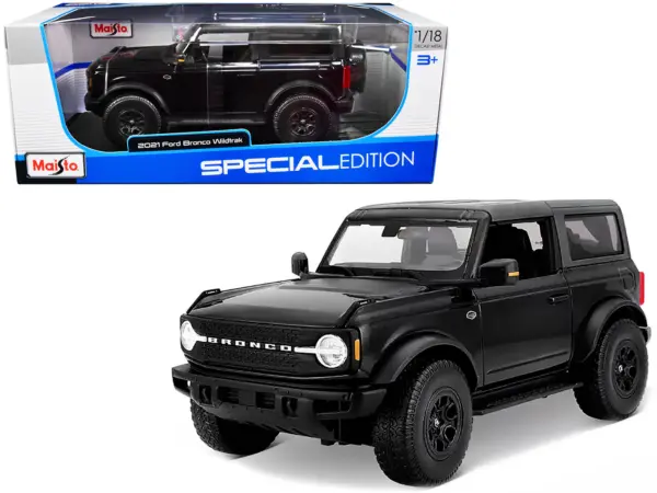 2021 Ford Bronco Wildtrak Black Metallic with Dark Gray Top "Special Edition" 1/18 Diecast Model Car by Maisto #1