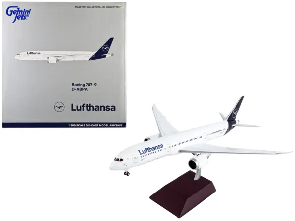 Boeing 787-9 Commercial Aircraft "Lufthansa" White with Blue Tail "Gemini 200" Series 1/200 Diecast Model Airplane by GeminiJets #1