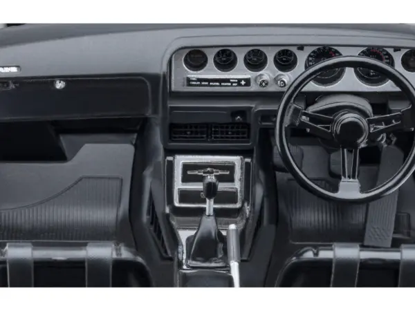 Nissan Skyline 2000GT-R (KPGC110) Tuned Version RHD (Right Hand Drive) Silver Metallic 1/18 Model Car by Autoart #3