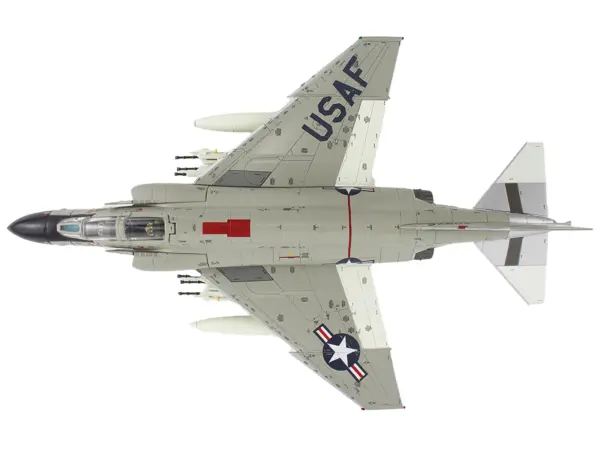 McDonnell Douglas F-4C Phantom II Fighter-Bomber Aircraft "45th TFS Ubon Thailand" (1965) United States Air Force "Air Power Series" 1/72 Diecast Model by Hobby Master #4