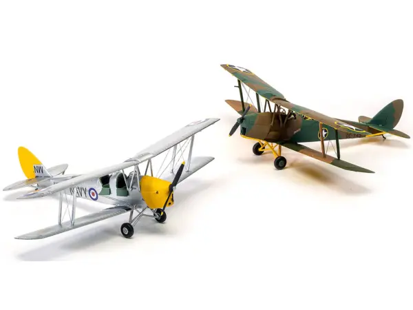Level 2 Model Kit De Havilland Tiger Moth Aircraft with 2 Scheme Options 1/72 Plastic Model Kit by Airfix #2