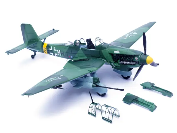 Junkers Ju 87G1 Stuka Bomber Aircraft "10.(Pz)/SG 2 Immelmann GS+MH Dubno Ukraine" (1944) German Luftwaffe "Wing" Series 1/72 Diecast Model by Panzerkampf #3