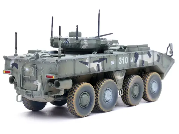 Bumerang (Object K-17) IFV (Infantry Fighting Vehicle) "Russian Army" Digital Green Camouflage "Armor Premium" Series 1/72 Diecast Model by Panzerkampf #4