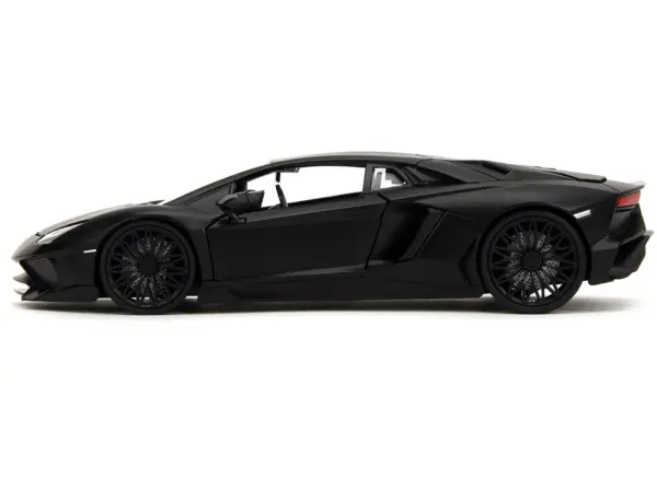 Shaw's Lamborghini Aventador Matt Black "Furious 7" (2015) Movie "Fast & Furious" Series 1/24 Diecast Model Car by Jada #3
