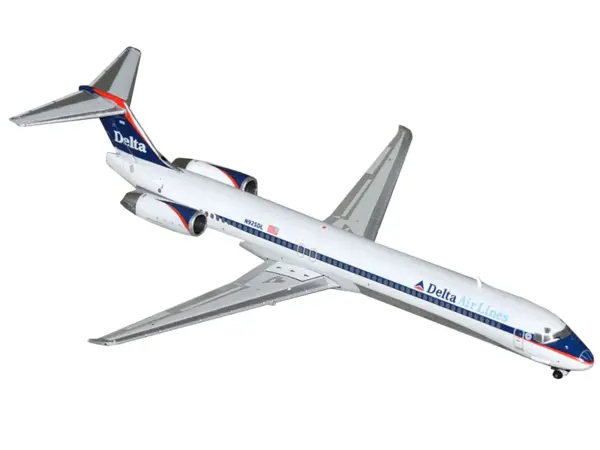 McDonnell Douglas MD-88 Commercial Aircraft "Delta Air Lines" (N925DL) White with Blue and Red Graphics 1/400 Diecast Model Airplane by GeminiJets #2