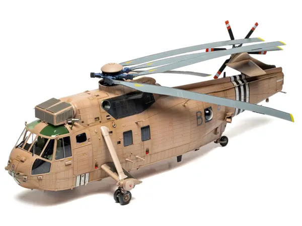 Level 4 Model Kit Westland Sea King HC.4 Helicopter with 4 Scheme Options 1/48 Plastic Model Kit by Airfix #4