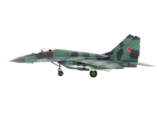 Mikoyan MIG-29 Fulcrum C Aircraft "733rd IAP Damgarten Air Base" (1994) Soviet Air Force "Air Power Series" 1/72 Diecast Model by Hobby Master #2