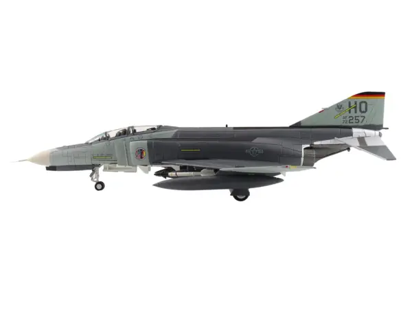 McDonnell Douglas F-4F Phantom II Fighter-Bomber Aircraft "AF72-257 20th Fighter Squadron 49th Fighter Wing Holloman AFB" (2002) United States Air Force "Air Power Series" 1/72 Diecast Model by Hobby Master #2