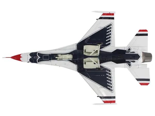 Lockheed F-16D Fighting Falcon Fighter Aircraft "No.7 Thunderbirds Nellis Air Force Base" (2017) United States Air Force "Air Power Series" 1/72 Diecast Model by Hobby Master #4
