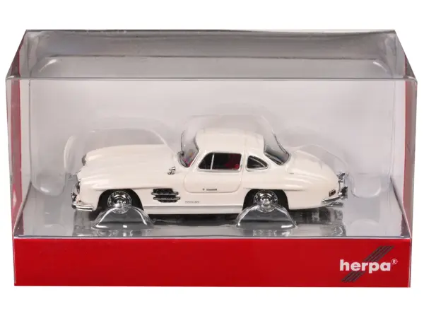 Mercedes-Benz 300 SL Gullwing White with Red Interior 1/87 (HO) Plastic Model Car by Promotex #3