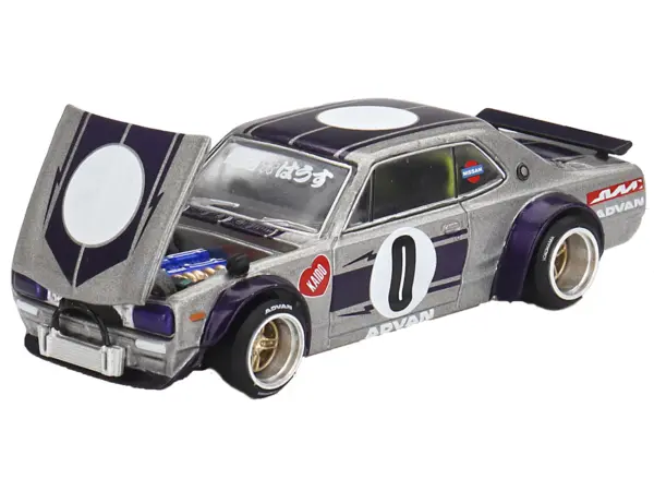 Nissan Skyline 2000GT-R (KPGC10) "Kaido Works V1" RHD (Right Hand Drive) #0 Silver Metallic with Purple Stripes (Designed by Jun Imai) "Kaido House" Special 1/64 Diecast Model Car by Mini GT #2