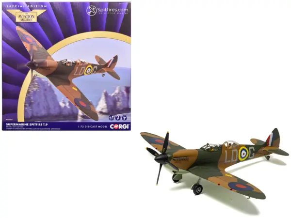 Supermarine Spitfire T.9 Aircraft "SM520 Spitfires.com Goodwood Aerodrome" British Royal Air Force "The Aviation Archive" Series 1/72 Diecast Model by Corgi #1