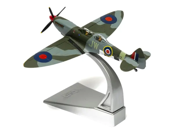 Supermarine Spitfire T.9 Aircraft "PV202 Aerial Collective at Duxford Airfield" British Royal Air Force "The Aviation Archive" Series 1/72 Diecast Model by Corgi #5