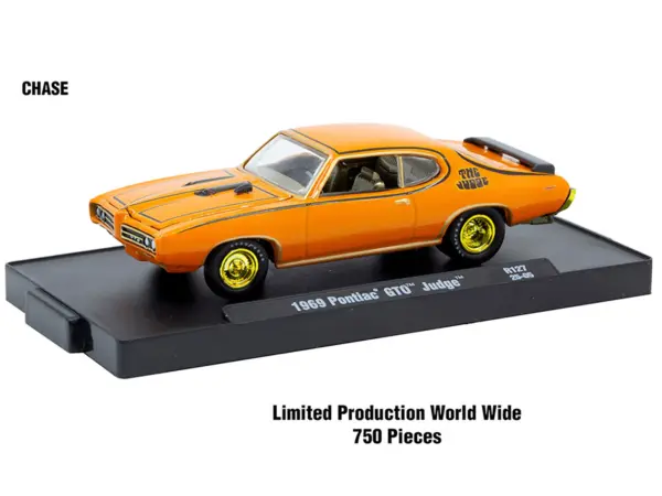 "Auto-Drivers" Set of 4 pieces in Blister Packs Release 127 Limited Edition to 7500 pieces Worldwide 1/64 Diecast Model Cars by M2 Machines #3