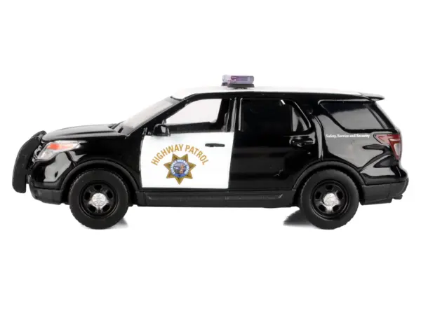 2015 Ford Police Interceptor Utility "California Highway Patrol" Black and White "Law Enforcement and Public Service" Series 1/43 Diecast Model Car by Motormax #2