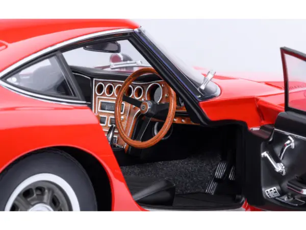 1967 Toyota 2000GT RHD (Right Hand Drive) Red 1/18 Model Car by Autoart #4