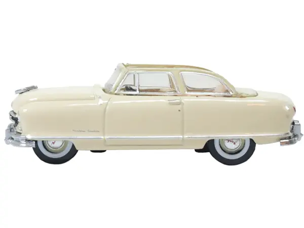 1950 Nash Rambler Custom Landau Convertible (Open) Champagne Ivory 1/87 (HO) Scale Diecast Model Car by Oxford Diecast #2