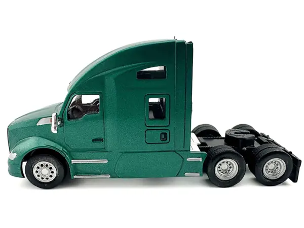 Kenworth T680 Sleeper Cab Green Metallic 1/87 (HO) Plastic Model Car by HO Logistics #3