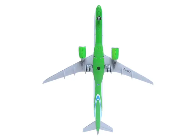 Embraer E195-E2 Commercial Aircraft "Binter Canarias" (EC-OEA) White with Green Tail Stripes Stripes 1/400 Diecast Model Airplane by GeminiJets #5
