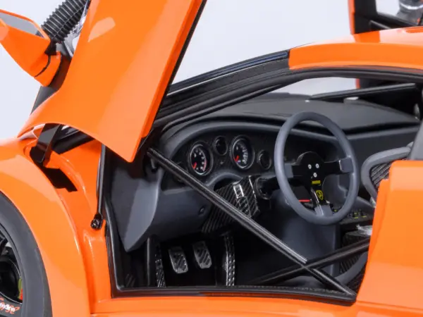 Lamborghini Diablo GTR Arancio Ishtar Orange 1/18 Model Car by Autoart #4