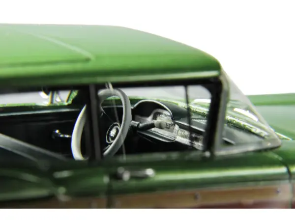 1959 Ford Country Squire Sherwood Green Metallic with Woodgrain Sides and Green Interior Limited Edition to 200 pieces Worldwide 1/43 Model Car by Goldvarg Collection #2