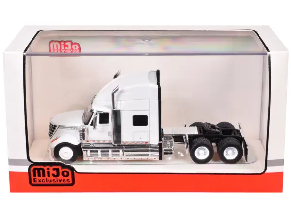 2010 International Lonestar Truck Tractor White 1/64 Diecast Model by IXO Models #3