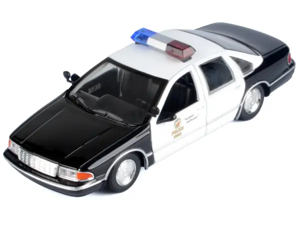 1993 Chevrolet Caprice Police Car "LAPD (Los Angeles Police Department)" Black and White "Law Enforcement and Public Service" Series 1/24 Diecast Model Car by Motormax #3