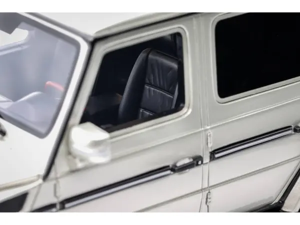 2003 Mercedes-Benz G-Class 55 AMG Iridium Silver Metallic Limited Edition to 999 pieces Worldwide 1/18 Model Car by Otto Mobile #3